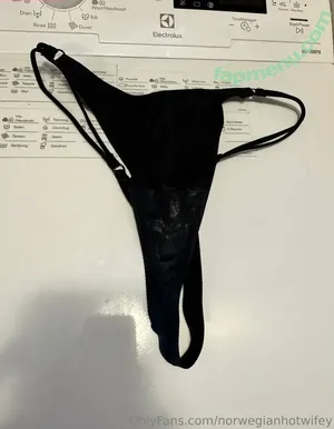 norwegianhotwifey / Norwegianhotwife / emmakrokdal nude photo #0176