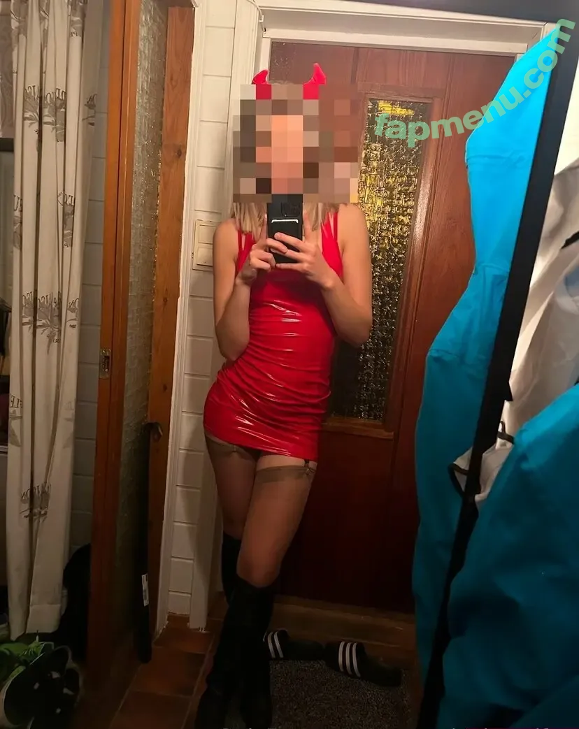 norwegianhotwifey nude photo #0138 (Norwegianhotwife / emmakrokdal)