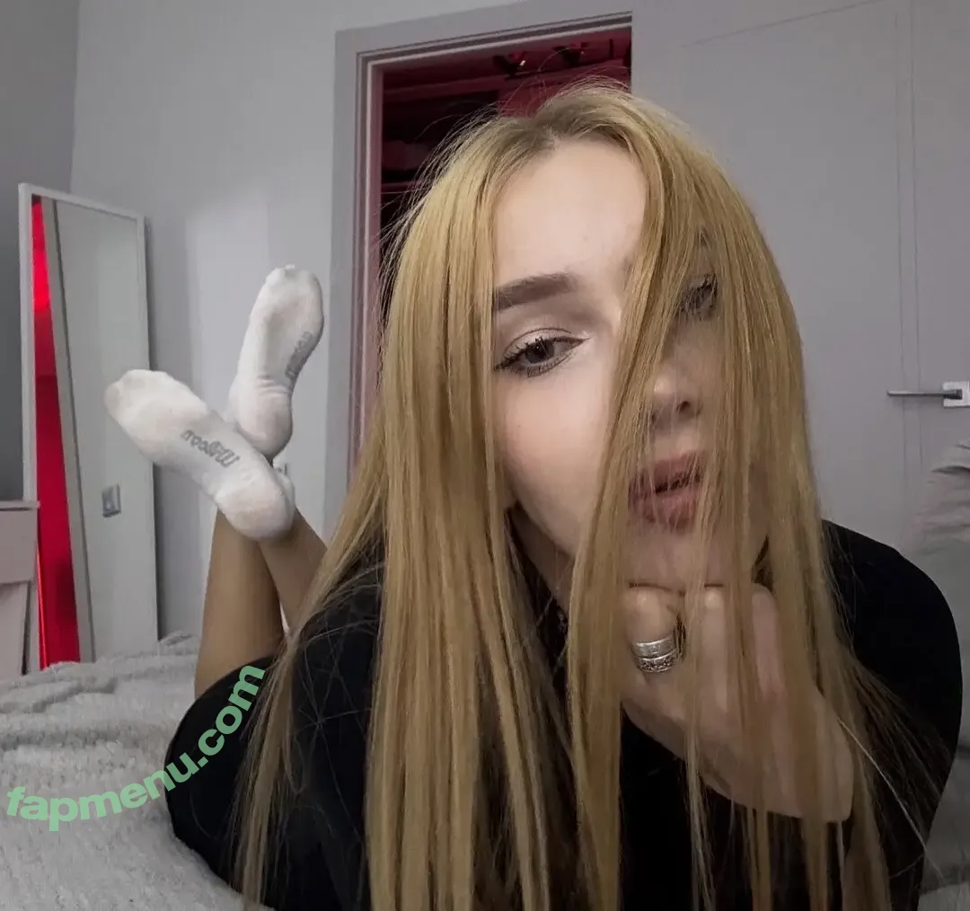 not_so_good_wife nude photo #0129 (NotThatGoodwife / marharytay)