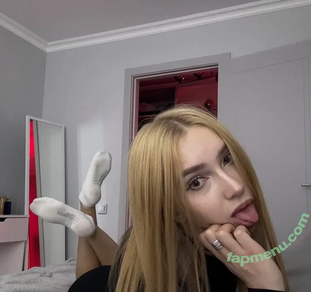 not_so_good_wife nude photo #0131 (NotThatGoodwife / marharytay)