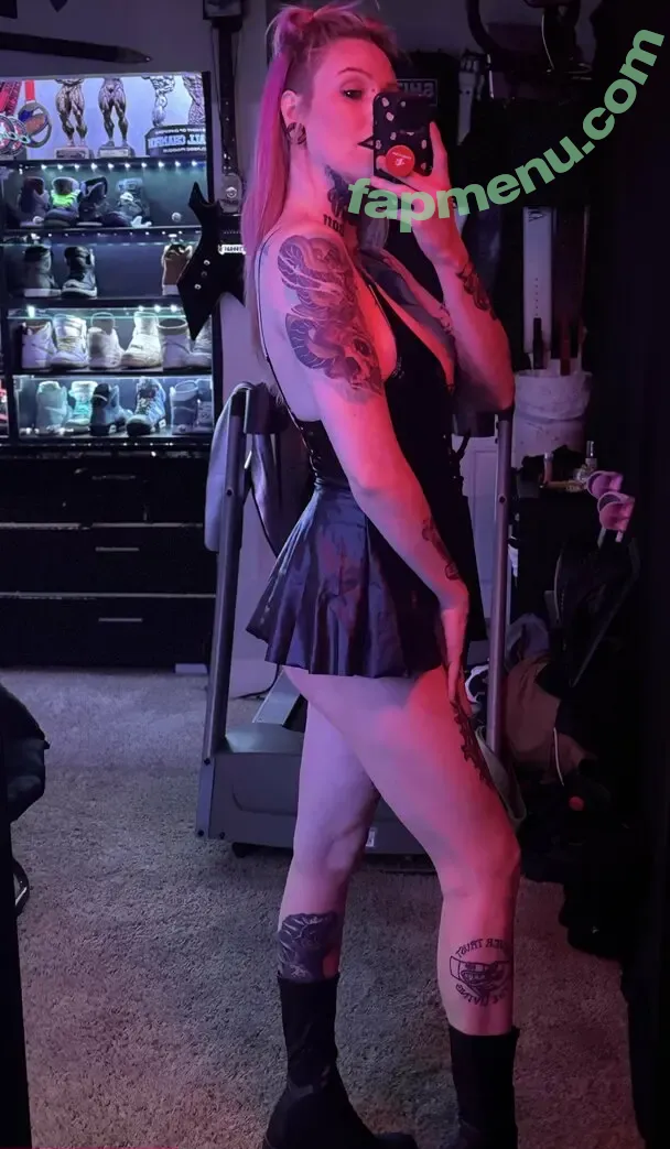 notadamnperson nude photo #0025 (notadamnperson)