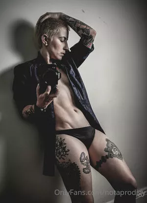 Notaprodigy nude photo #0045