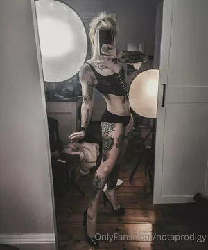 Notaprodigy nude photo #0109