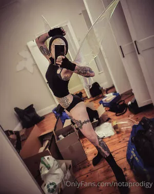 Notaprodigy nude photo #0118