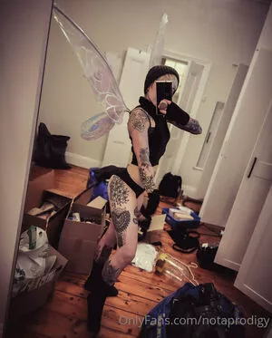 Notaprodigy nude photo #0119