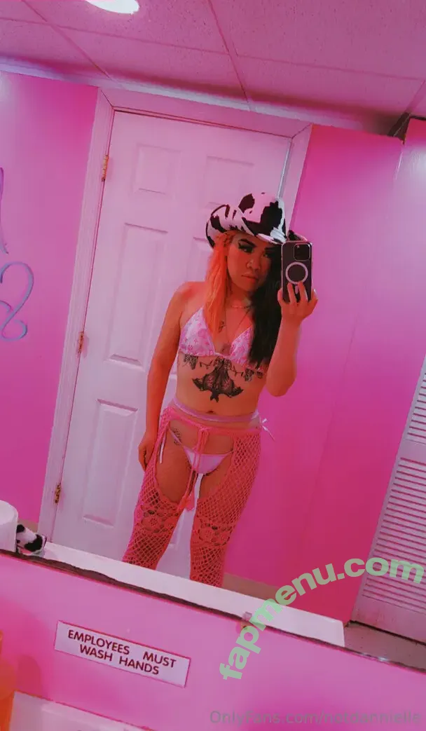 notdannielle nude photo #0019 (notdannielle)