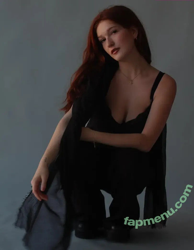 notemilyb nude photo #0329 (Emilybarch / notemily.oliver)