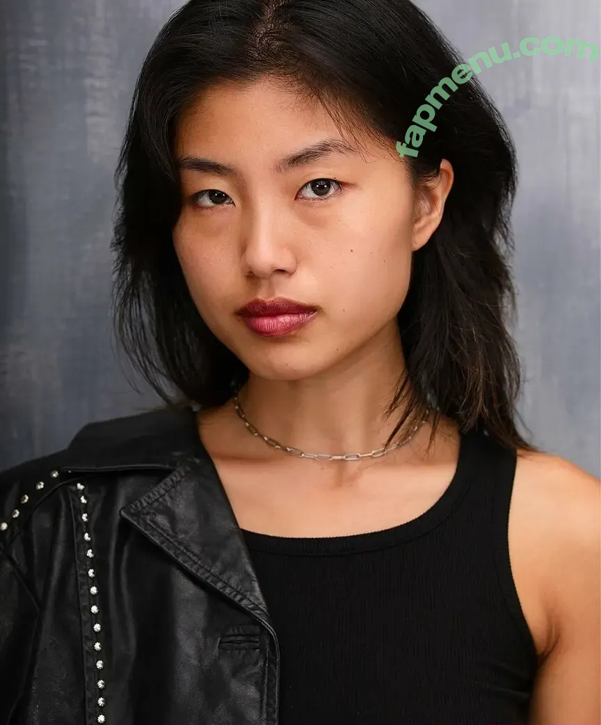 Notevenemily nude photo #0079 (stillnotemily)