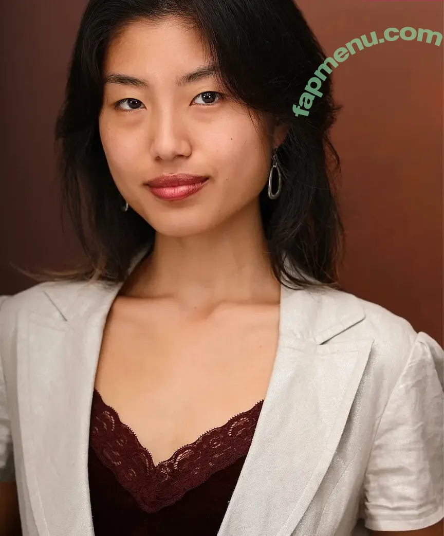 Notevenemily nude photo #0081 (stillnotemily)