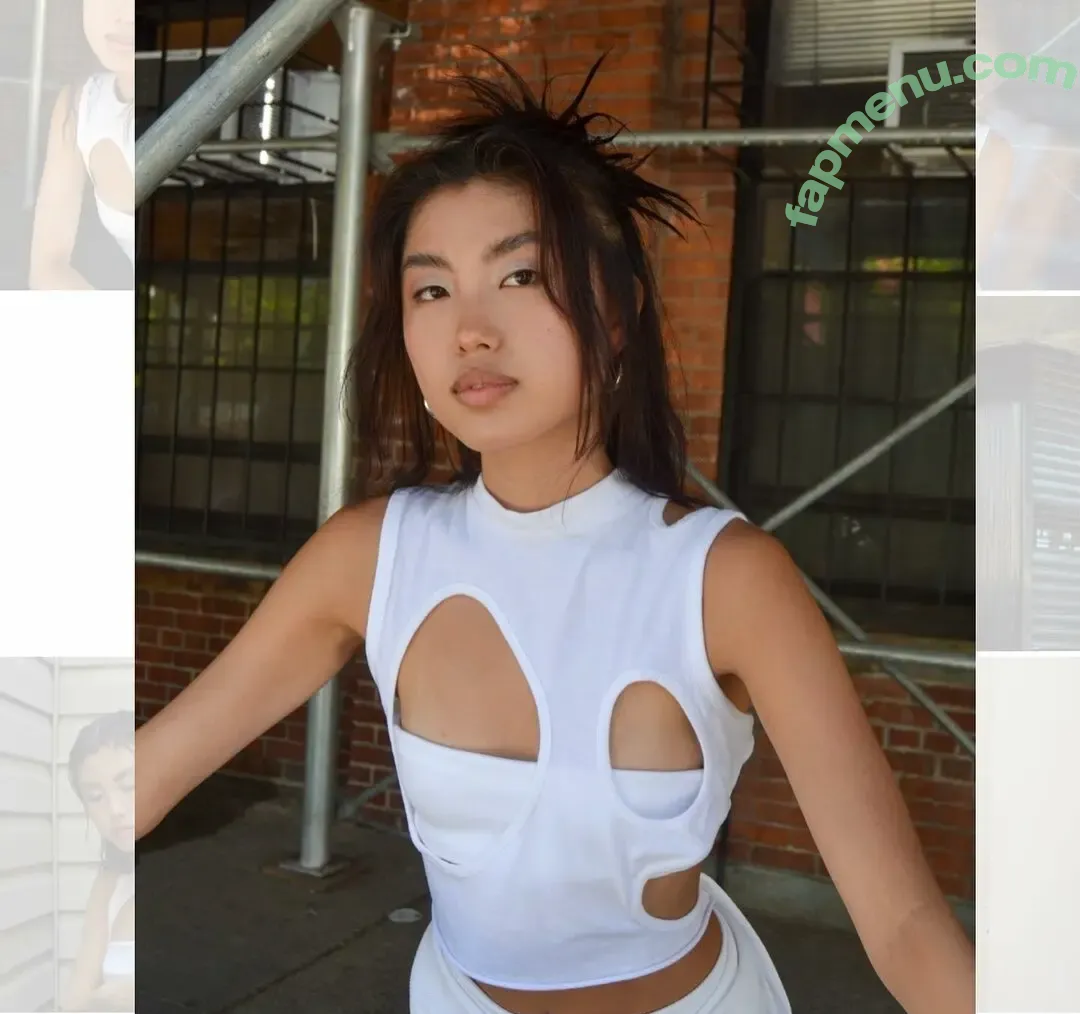 Notevenemily nude photo #0091 (stillnotemily)