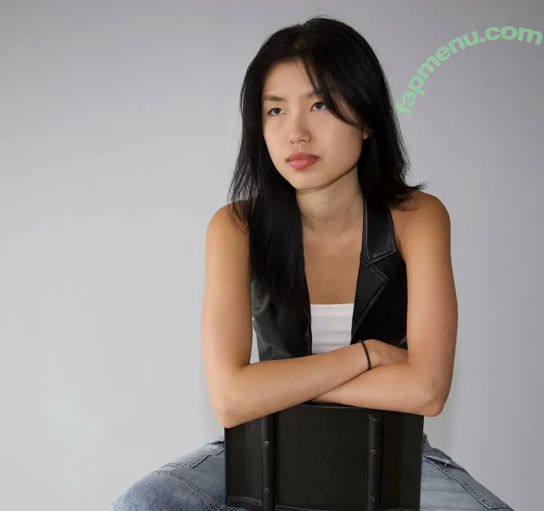 Notevenemily nude photo #0108 (stillnotemily)