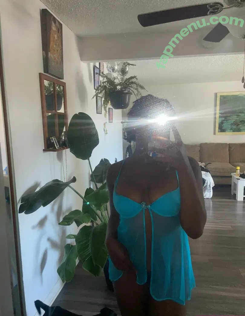 nothinbuttr0ublee nude photo #0001 (_nothingbuttrouble_)