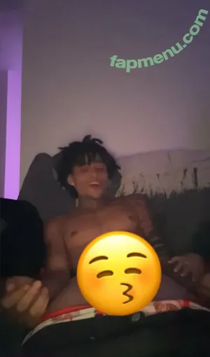  nude photo #0004