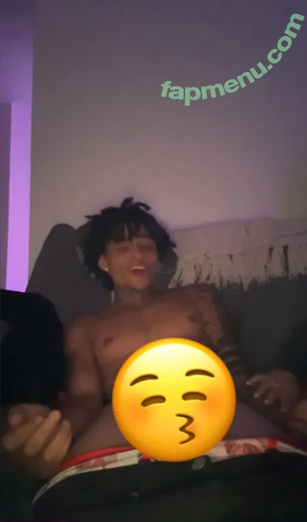 notkbreezo nude photo #0004 (notkbreezo)