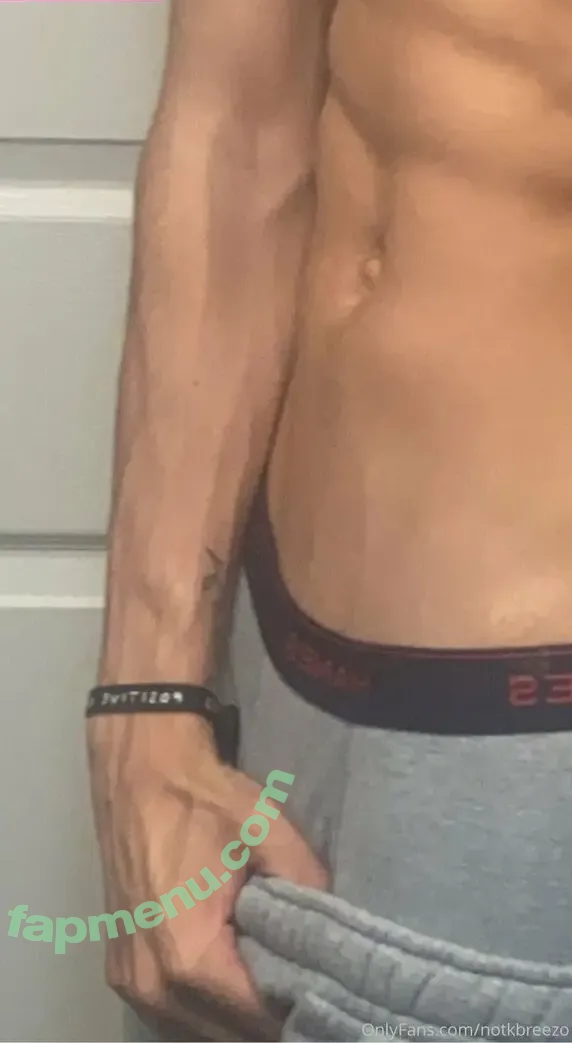 notkbreezo nude photo #0005 (notkbreezo)