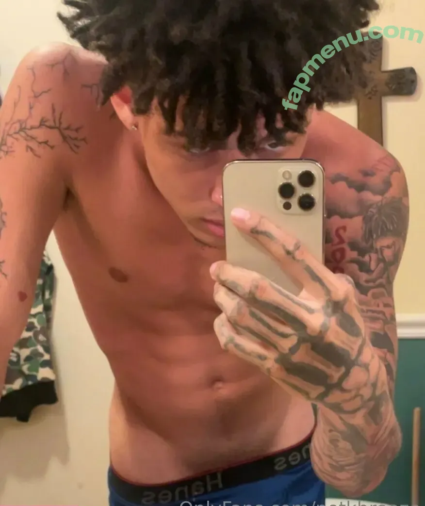notkbreezo nude photo #0030 (notkbreezo)