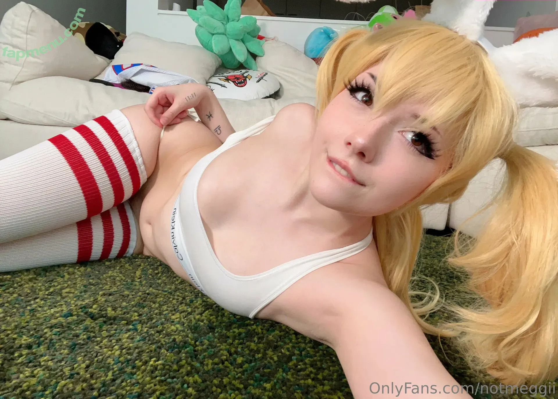 notmeggii nude photo #0005 (notmeggii)