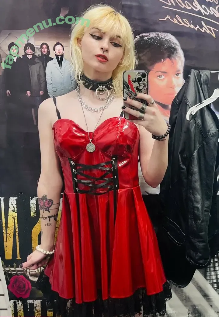 notsafeforspite nude photo #0077 (LiquidGoth / notsafeforself)