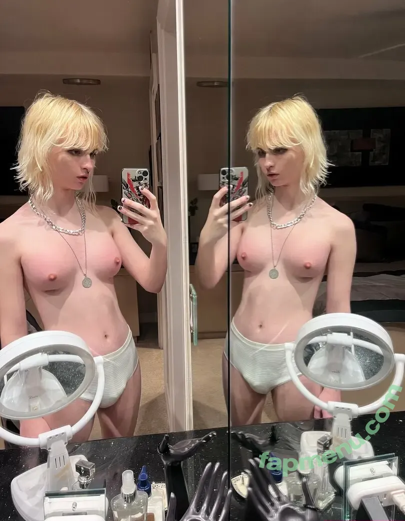 notsafeforspite nude photo #0079 (LiquidGoth / notsafeforself)