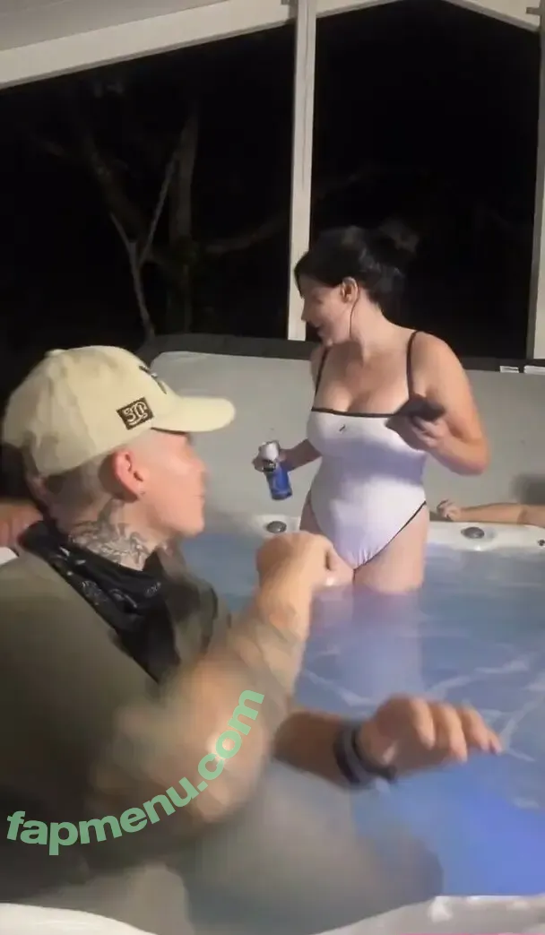 Notsoerudite nude photo #0686 (not_so_erudite)