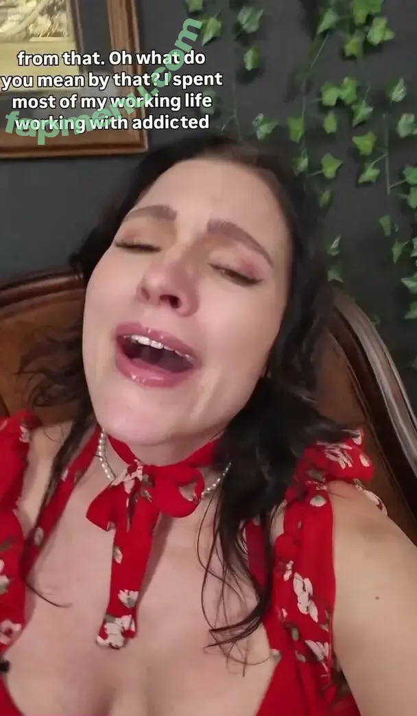 Notsoerudite nude photo #0800 (not_so_erudite)