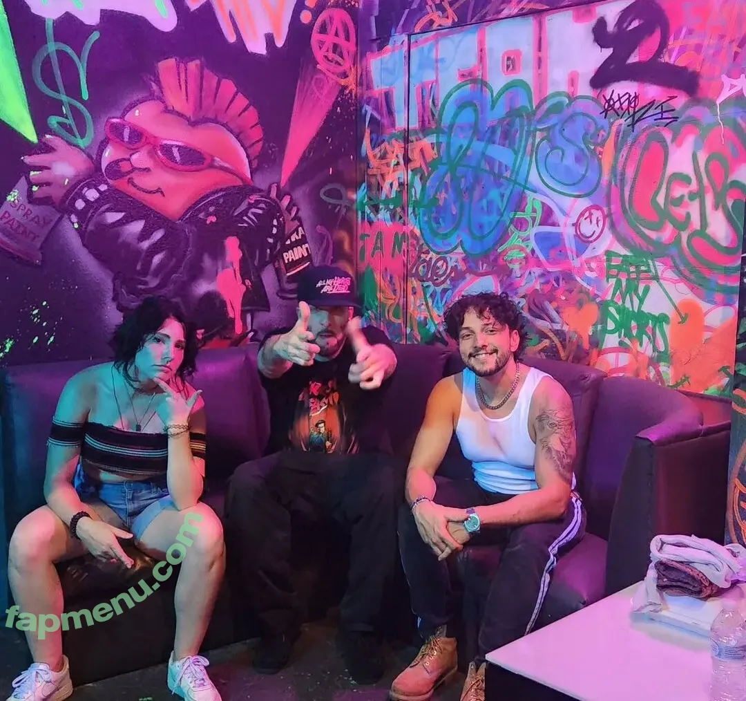 Notsoerudite nude photo #0945 (not_so_erudite)