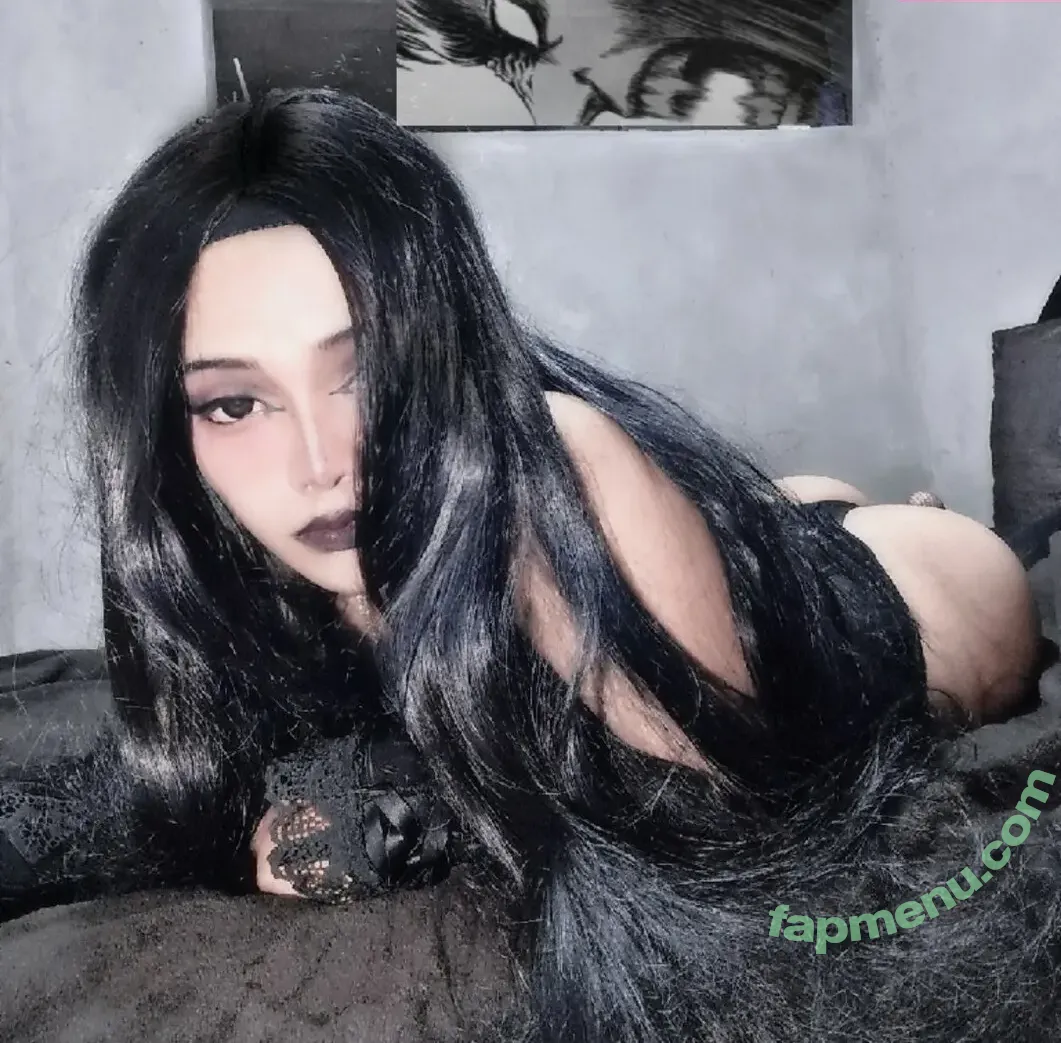 Nott_Isolate nude photo #0007 (Nott_Isolate)
