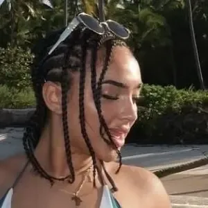 Nou.aliah nude photo #0002