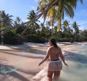 Nou.aliah nude photo #0006