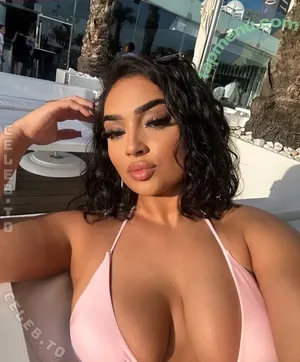 Nou.aliah nude photo #0008