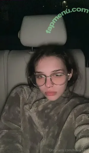 nova.bby / _novabbyxx nude photo #0019