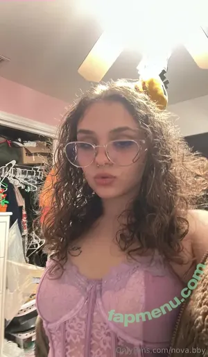 nova.bby / _novabbyxx nude photo #0024