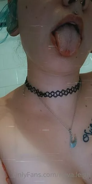 nova.leigh / novaleighthehusky nude photo #0005