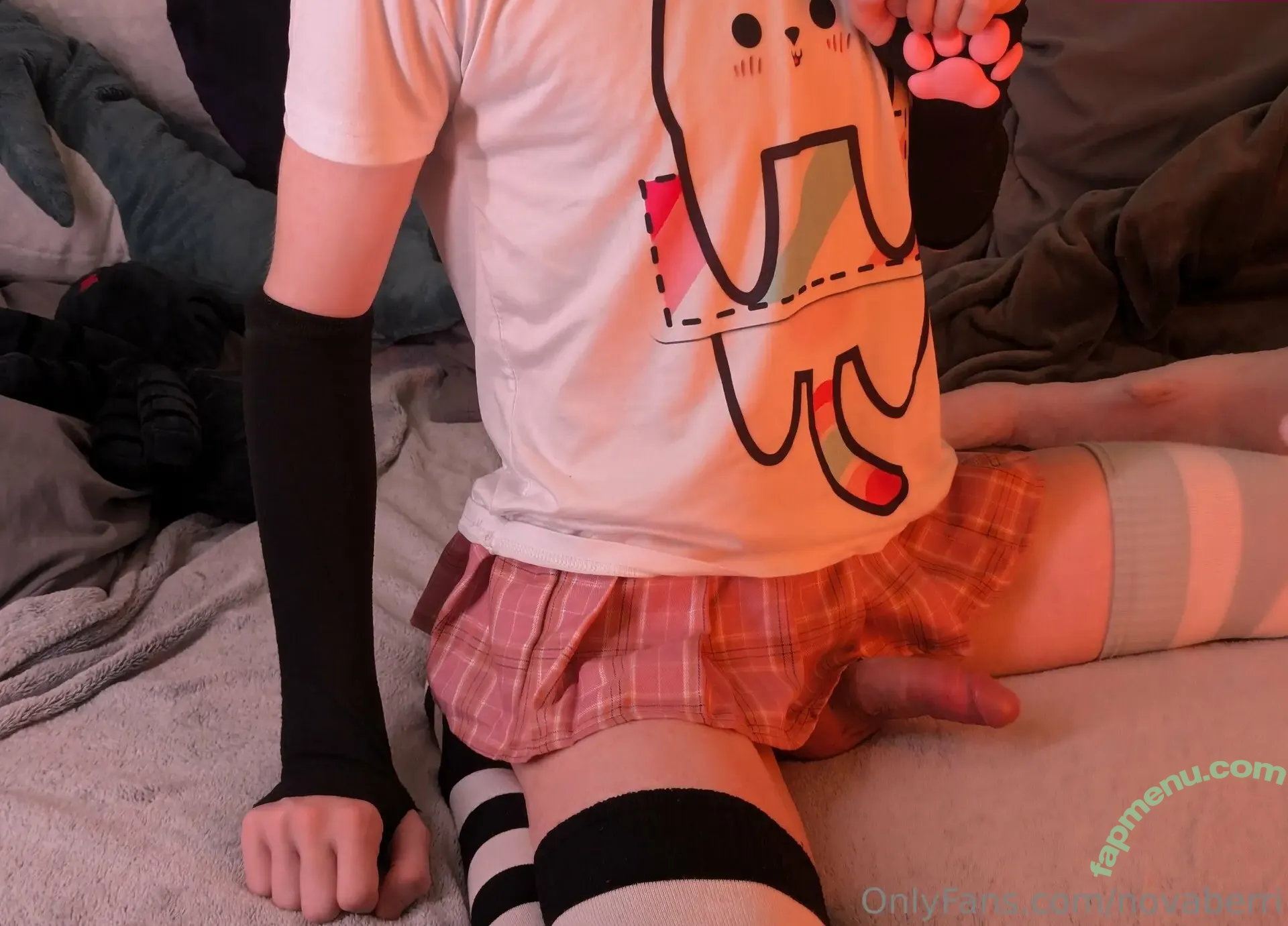 novaberri nude photo #0015 (novaaberries)