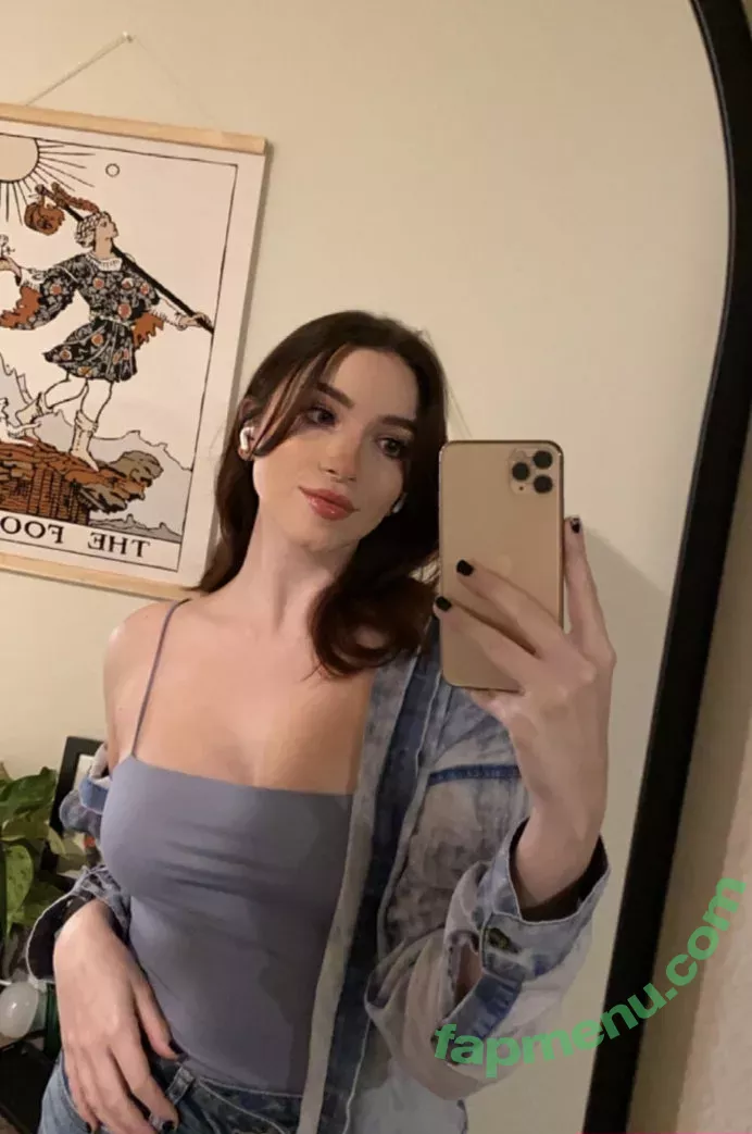 Novaleesi nude photo #0031 (Novaleesi)