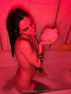 novaseren / nova.seren.e nude photo #0081