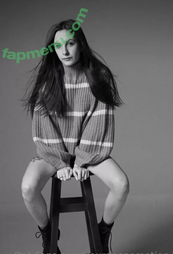 novaseren nude photo #0019 (nova.seren.e)