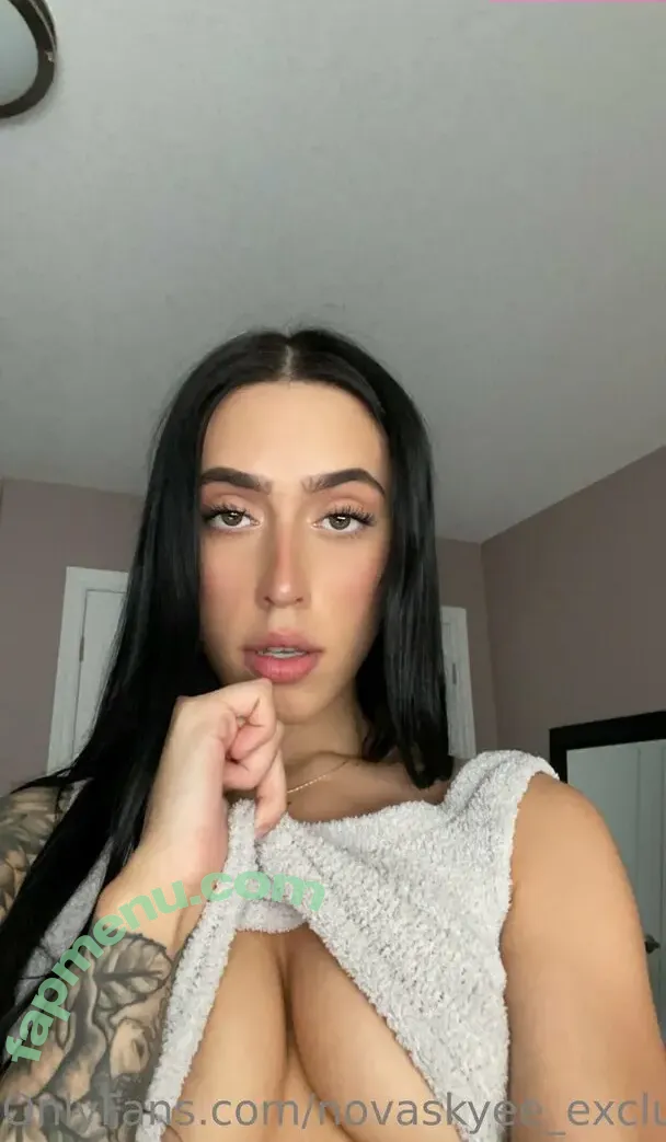 novaskyee_exclusive nude photo #0030 (novaskyee_exclusive)