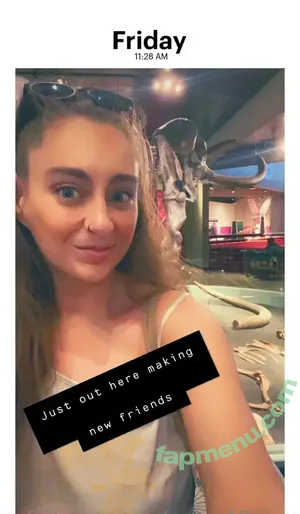  nude photo #0005