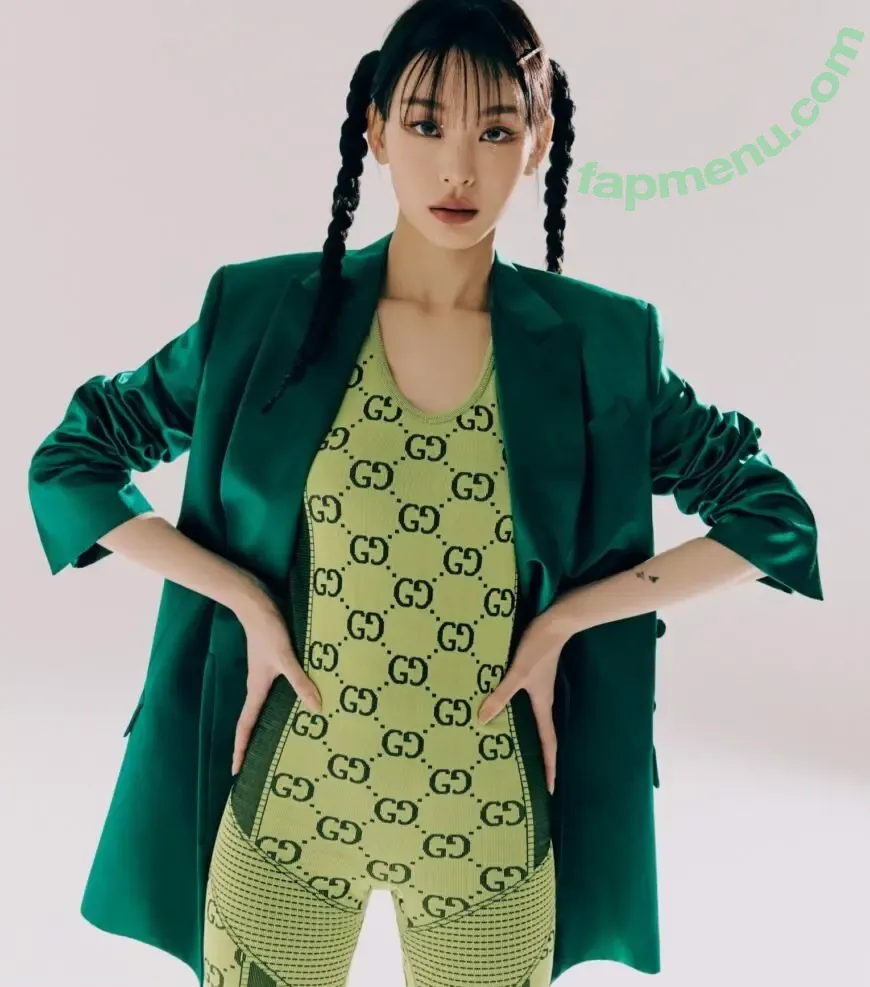 Noze NO:ZE 노제 nude photo #0001 (nozeworld)