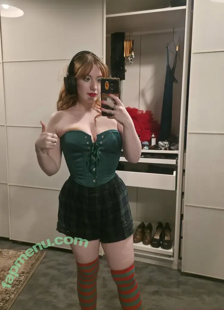 nsfwgoth nude photo #0253 (gothg0blin / nsfwgothicfurry)