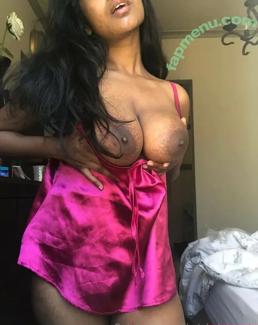 Nu_rampart nude photo #0024 (Nurampart)