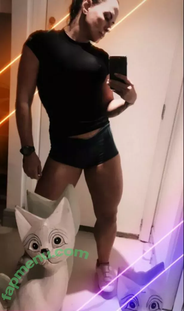 Nubia Oliver nude photo #0098 (nubiaoliiver / oliver_nubia_)