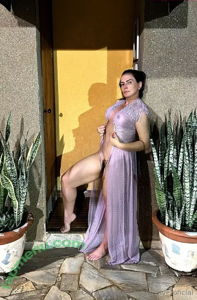 Nubia Oliver nude photo #0432 (nubiaoliiver / nubiaoliiveroficial / oliver_nubia_)