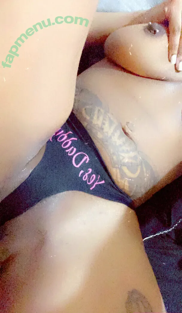 nuccitharuler nude photo #0001 (nuccitheruler_)