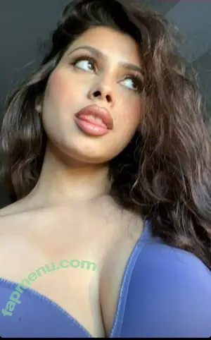 Nudrat Zahra Chowdhury / nudratzahraa nude photo #0062