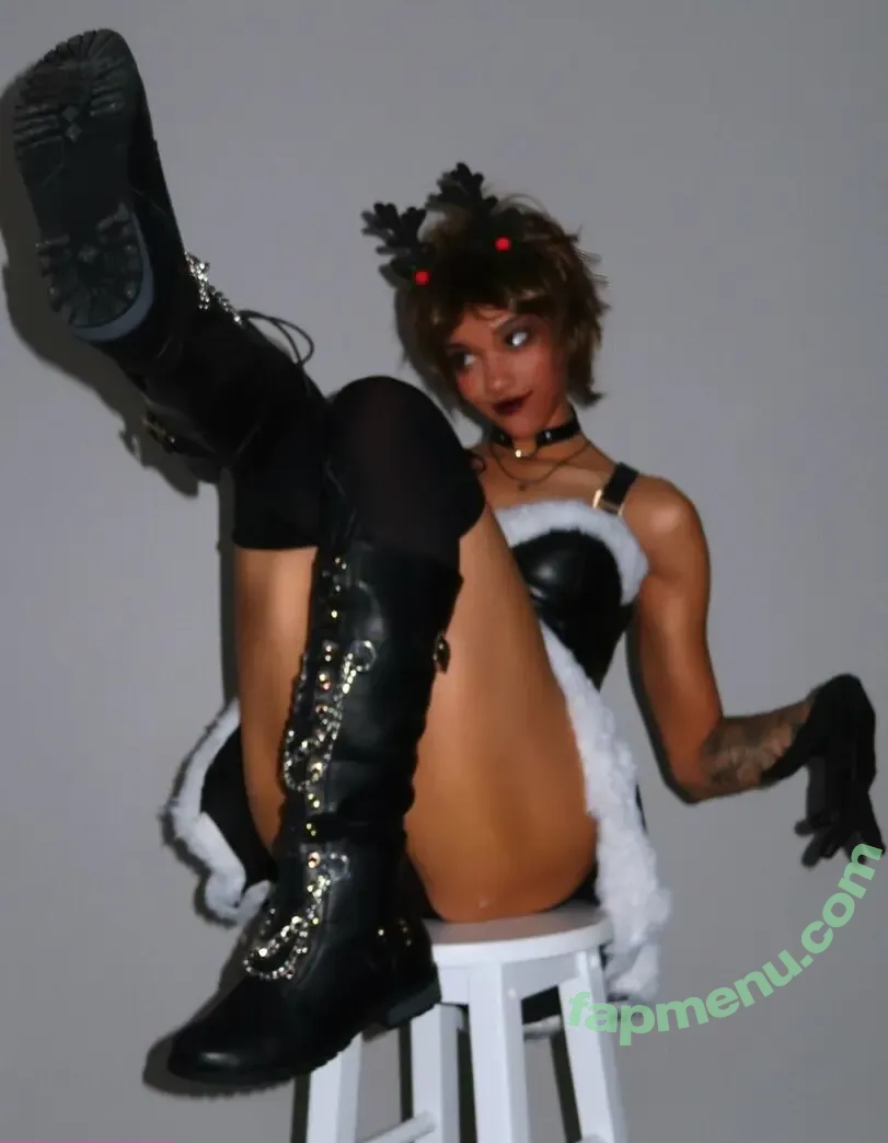 Numochiii nude photo #0206 (Ladokei Crystal / lululoux)