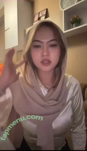 Nurfitriasalsabilahartono nude photo #0003