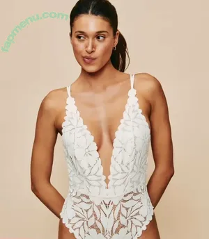 Nuria Oliu Sanchez / nuriaoliu nude photo #0047