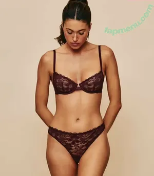 Nuria Oliu Sanchez / nuriaoliu nude photo #0059